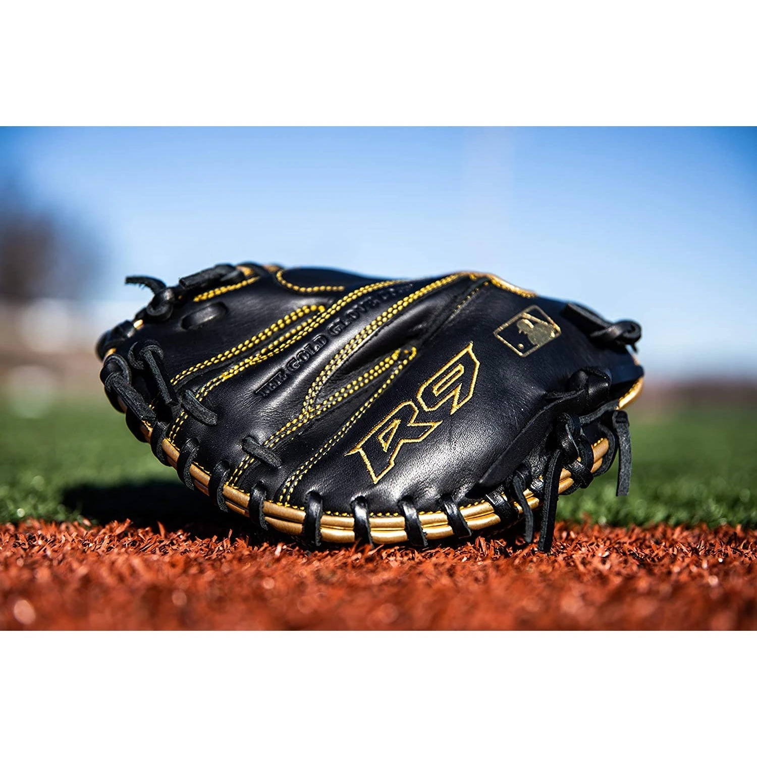 Rawlings R9 Series Training 1-Piece Solid Web Catchers Mitt 27" RHT Black - Image 8