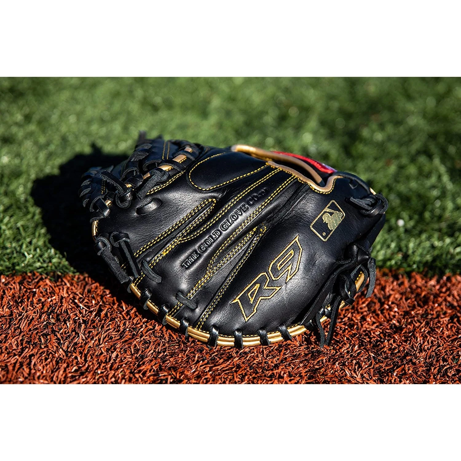 Rawlings R9 Series Training 1-Piece Solid Web Catchers Mitt 27" RHT Black - Image 6
